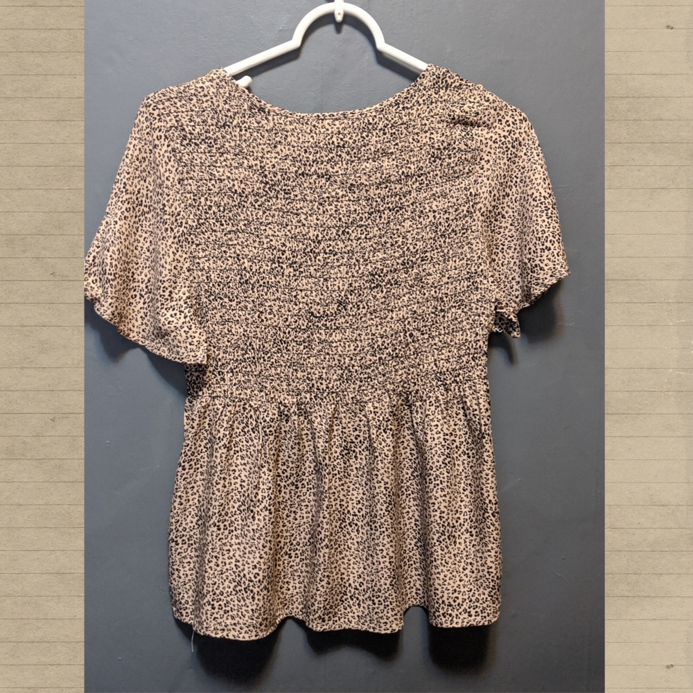 Urban Romantics leopard peplum blouse M top - NWT
